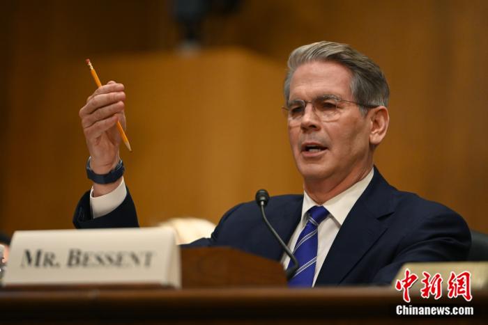 资料图：美国财政部长贝森特。 中新社记者 陈孟统 摄
